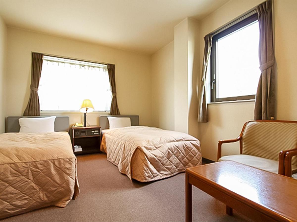 פוג'י Business Hotel Konen מראה חיצוני תמונה