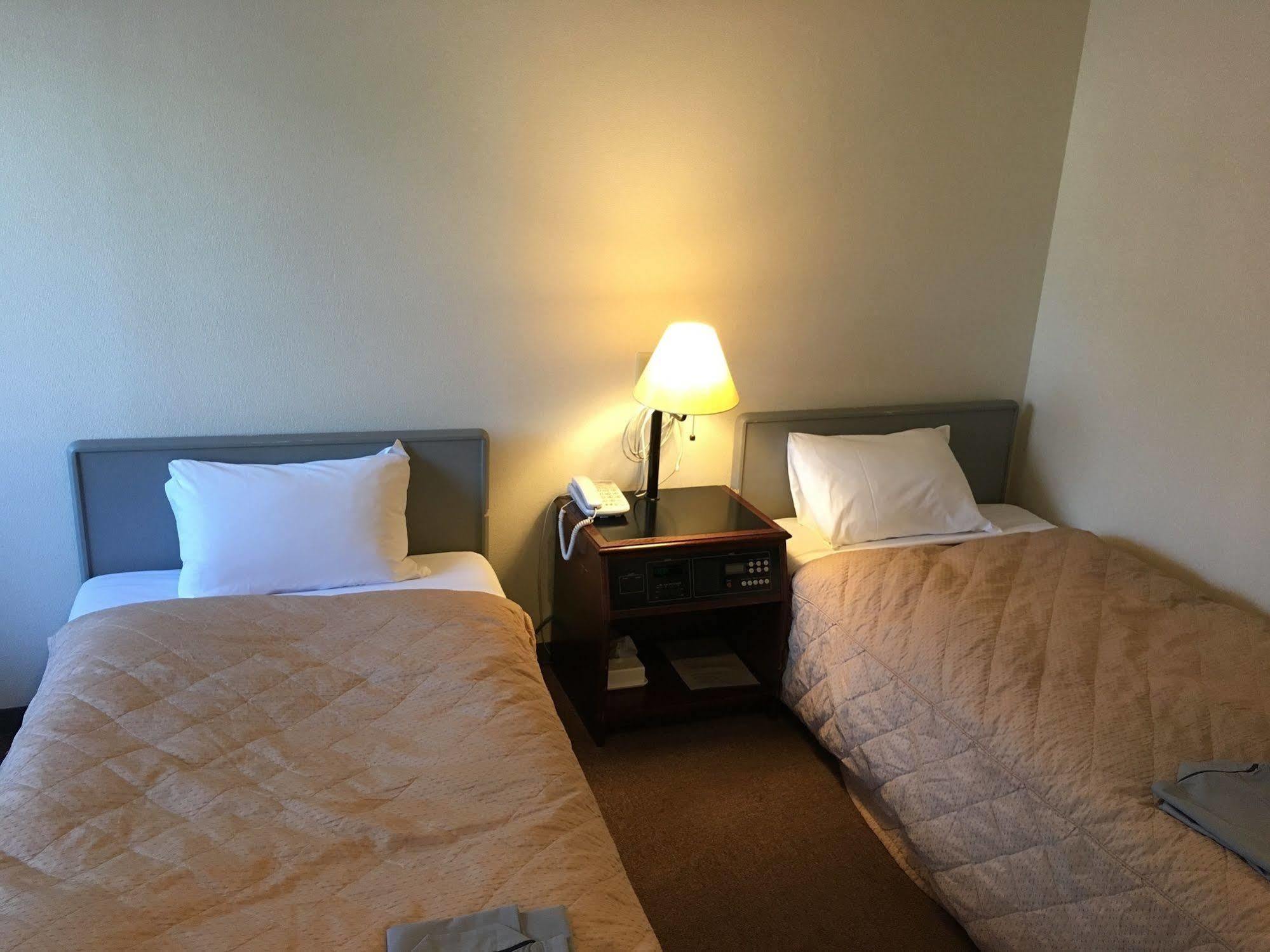 פוג'י Business Hotel Konen מראה חיצוני תמונה